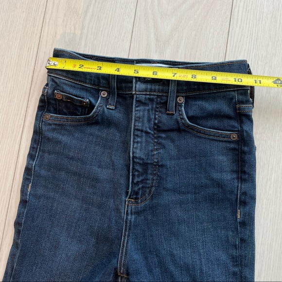 Aritzia Denim Forum the Lola high risk skinny crop jeans size 24 - Picture 5 of 8